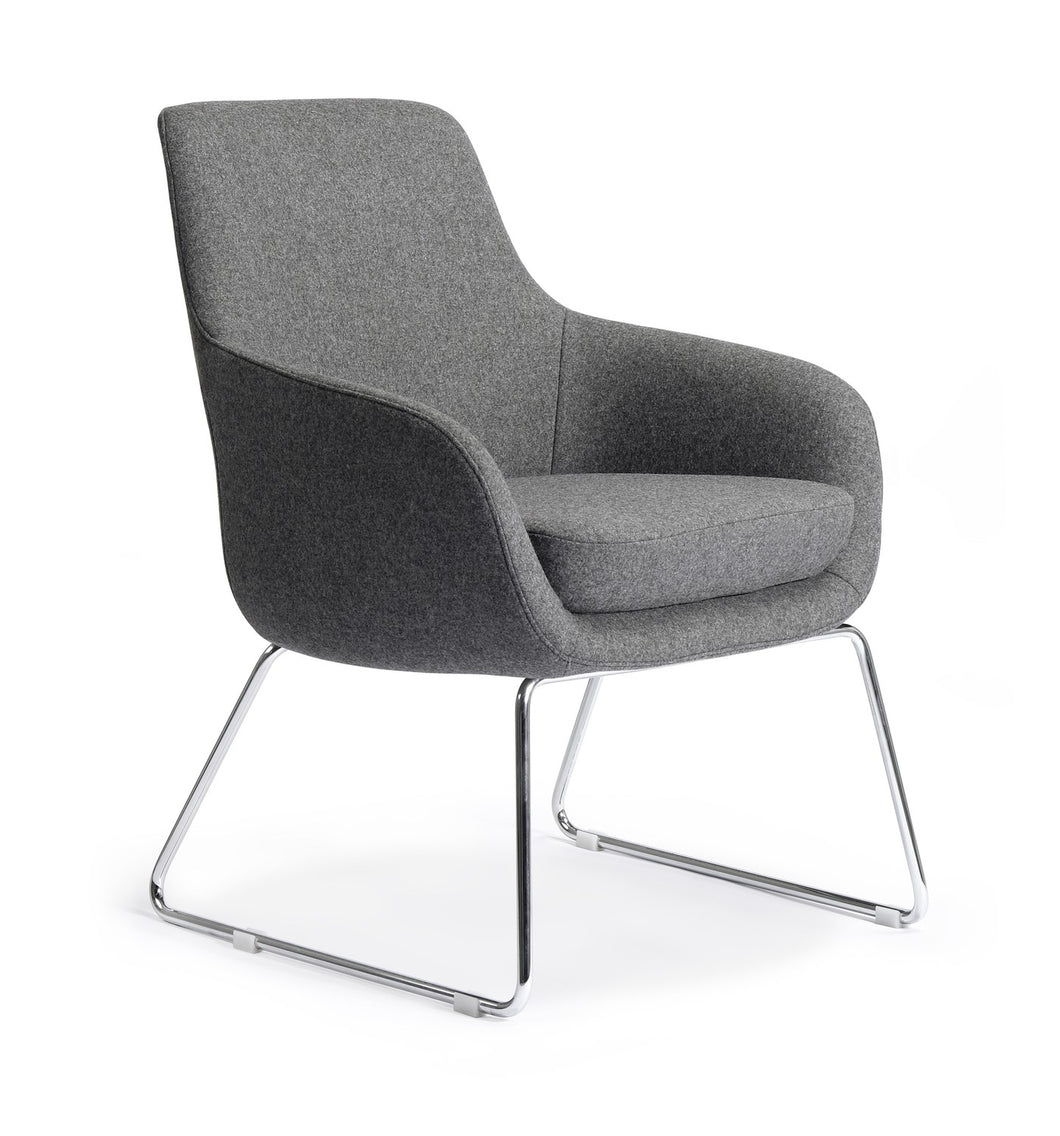 Iris Lounge Chair