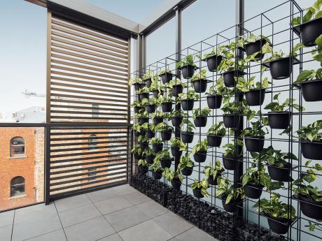 Lanna Garden Screen